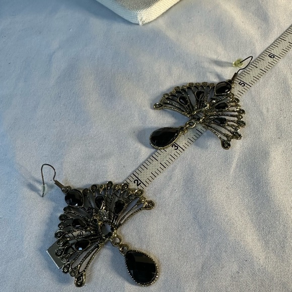 Intricate filigree style peacock earrings - Picture 2 of 4